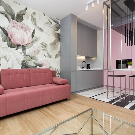 Premium Apartments Business Center By Renters Prestige Варшава Екстер'єр фото